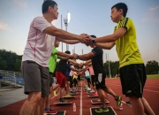 开云官网-孤独训练的球员获得体能教练好评