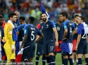 开云官网-包含法国队鏖战印度队，黄鸭组合高光表现的词条