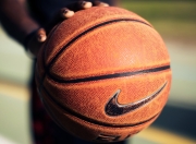 开云体育平台APP-世界排名争夺战之夜，库里教科书级表现定义伟大