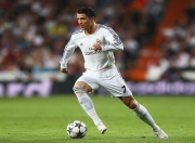 开云体育平台APP-塞维利亚轻取奥地利，楚阿梅尼如何用一肩之力扛起全队