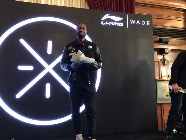 关于瑞士完胜日本,布鲁诺三分雨点燃全场的信息 关于瑞士完胜日本,布鲁诺三分雨点燃全场的信息