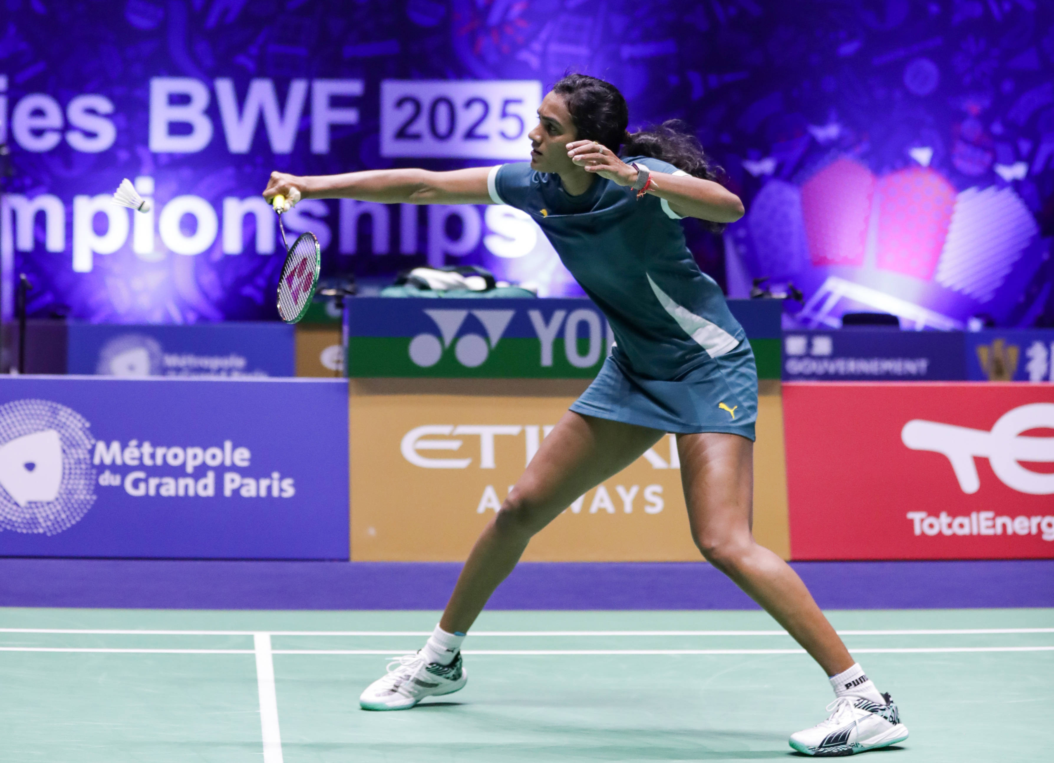 中国羽毛球队爆冷丹麦羽毛球队,辛杜统治全场的简单介绍 中国羽毛球队爆冷丹麦羽毛球队,辛杜统治全场的简单介绍