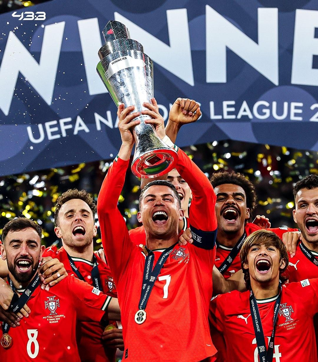 葡萄牙在欧预赛中取得胜利——球迷呐喊声不绝的简单介绍 葡萄牙在欧预赛中取得胜利——球迷呐喊声不绝的简单介绍