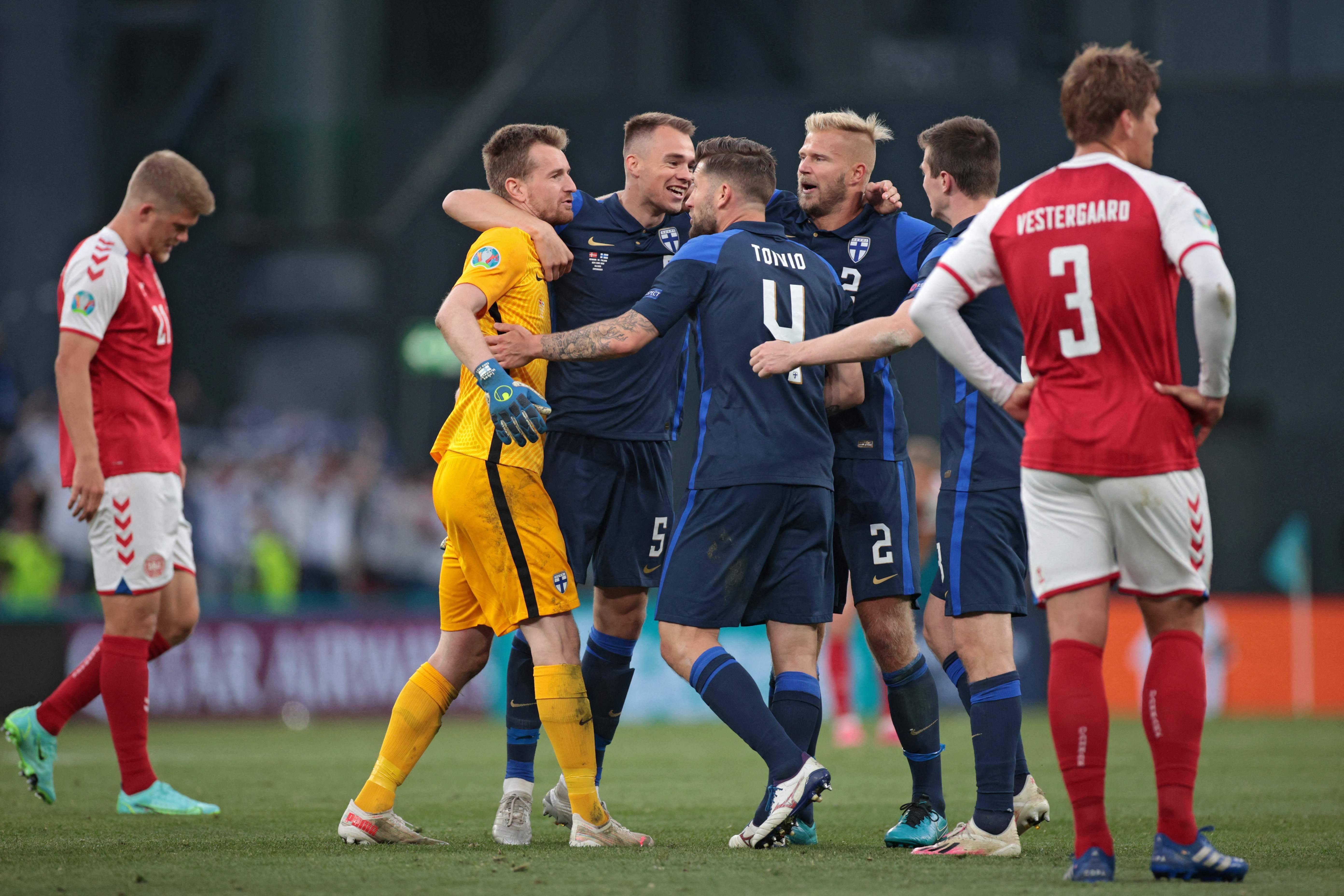 包含中国羽毛球队险胜丹麦羽毛球队，陶菲克打破历史纪录的词条