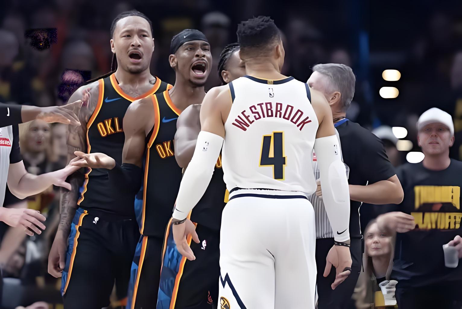 包含掘金队战绩持续下滑,高层着手调整阵容的词条 包含掘金队战绩持续下滑,高层着手调整阵容的词条