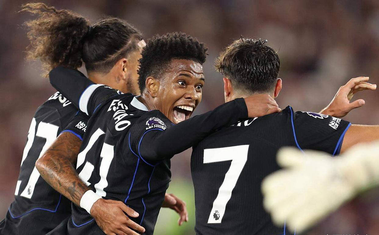 关于切尔西客场大胜,领先优势扩大的信息 关于切尔西客场大胜,领先优势扩大的信息