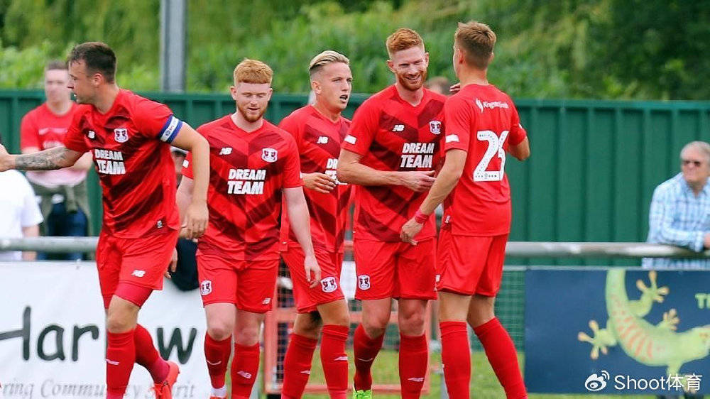 塞尔维亚队在比赛中大获比分优势 塞尔维亚队在比赛中大获比分优势