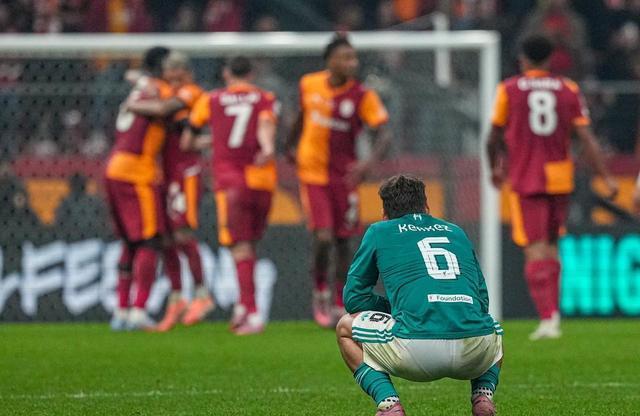 利物浦遭遇困境,仍有希望晋级! 利物浦遭遇困境,仍有希望晋级!