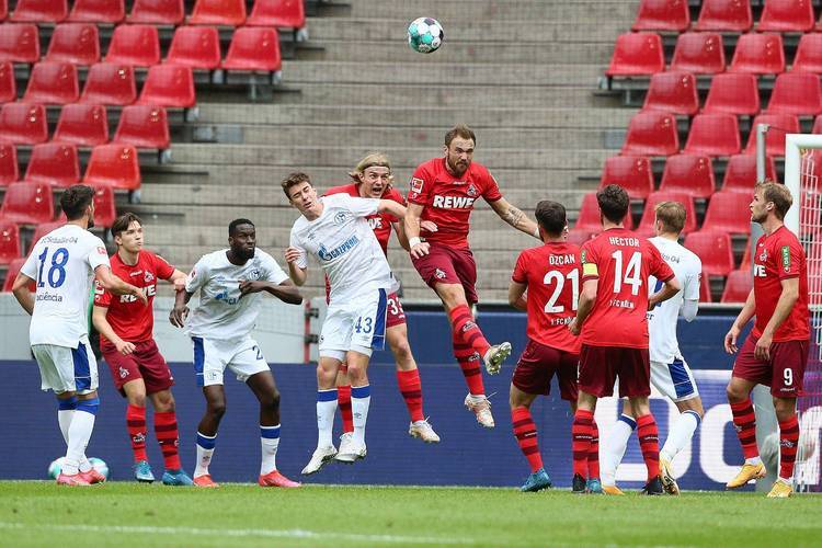 关于斯图加特遭遇连败,主教练寻求战术调整的信息 关于斯图加特遭遇连败,主教练寻求战术调整的信息