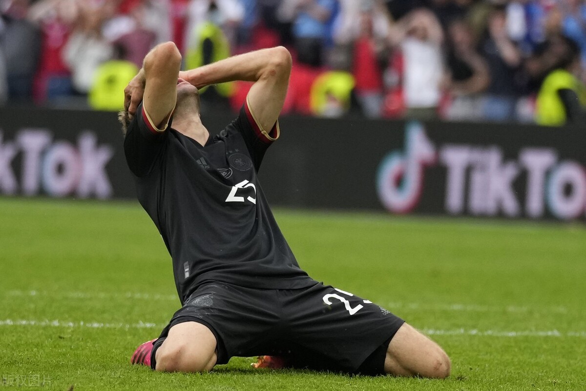 瑞典鏖战英格兰,穆勒状态火热 瑞典鏖战英格兰,穆勒状态火热