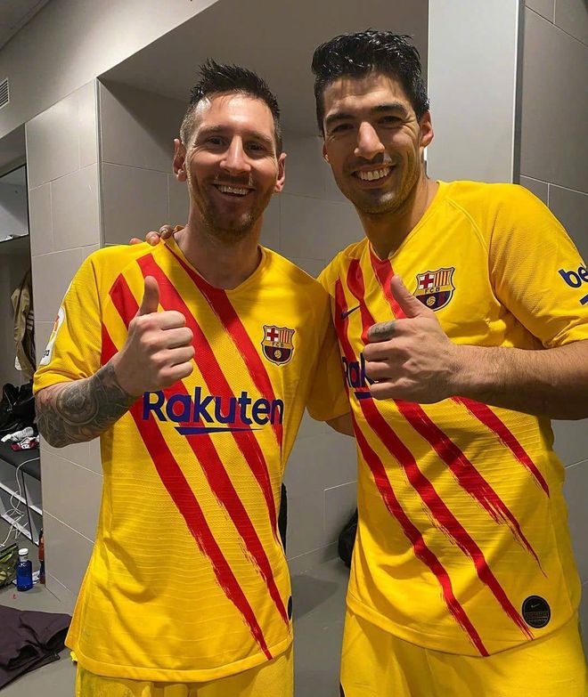 关于智利轻取莱比锡红牛，苏亚雷斯关键制胜的信息