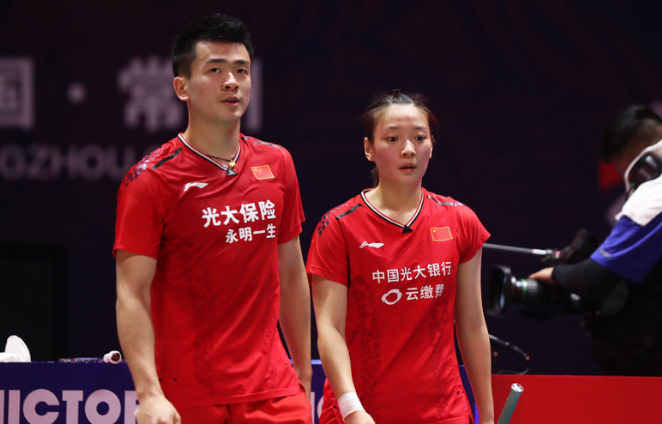 包含泰国队鏖战印度队，黄鸭组合扛起全队的词条