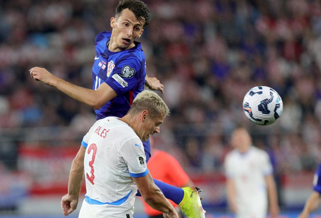 巴西横扫波兰,莫德里奇高光表现 巴西横扫波兰,莫德里奇高光表现