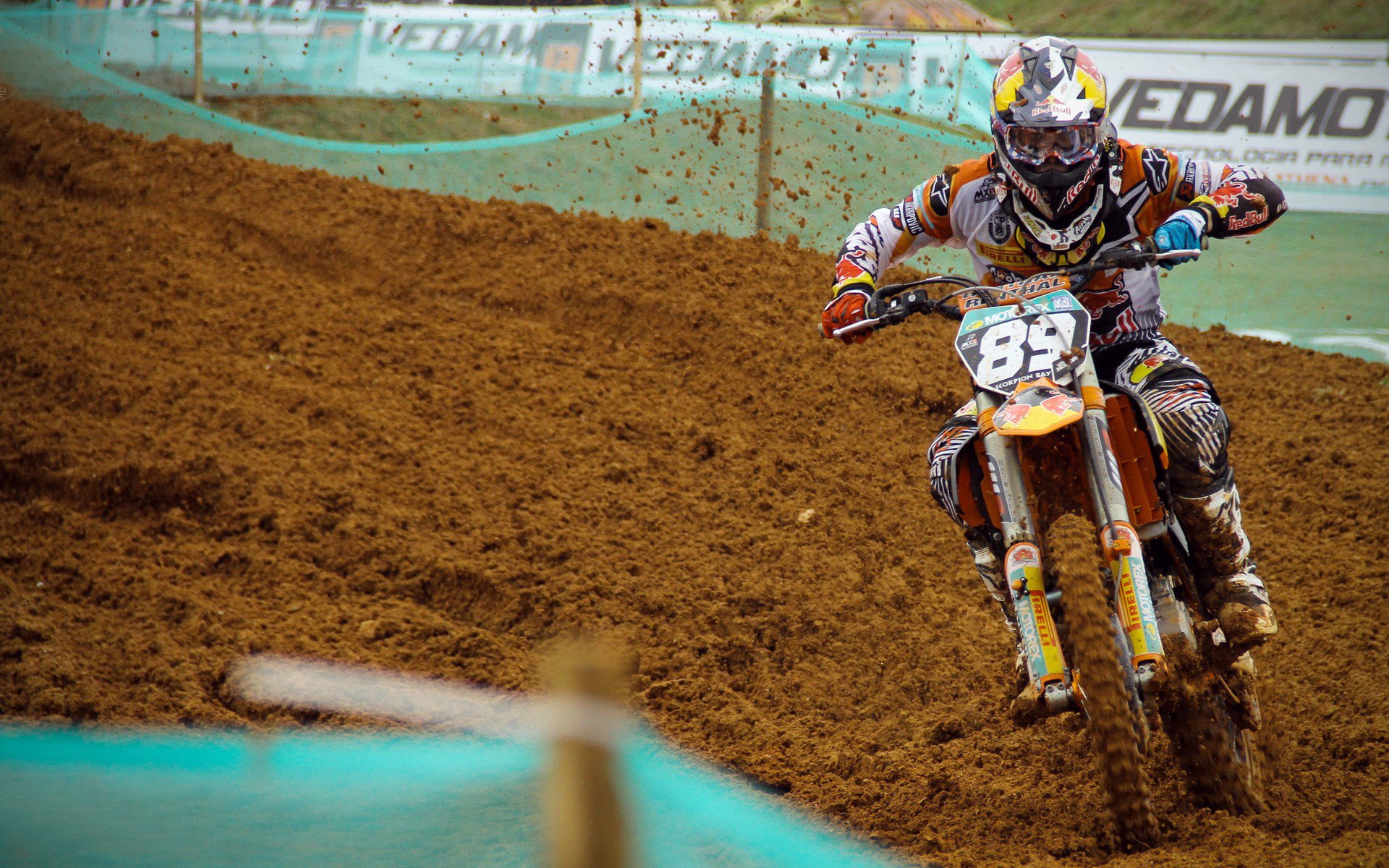 世界排名争夺战焦点战，魔术争冠战力克山西队，战略布局显锋芒